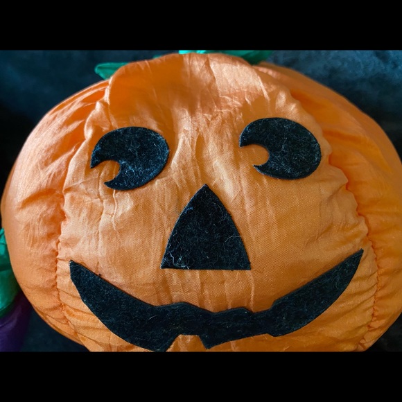 Vintage Jack ‘o Lantern “puff-a-lump” style nylon decor/toy - Picture 11 of 12